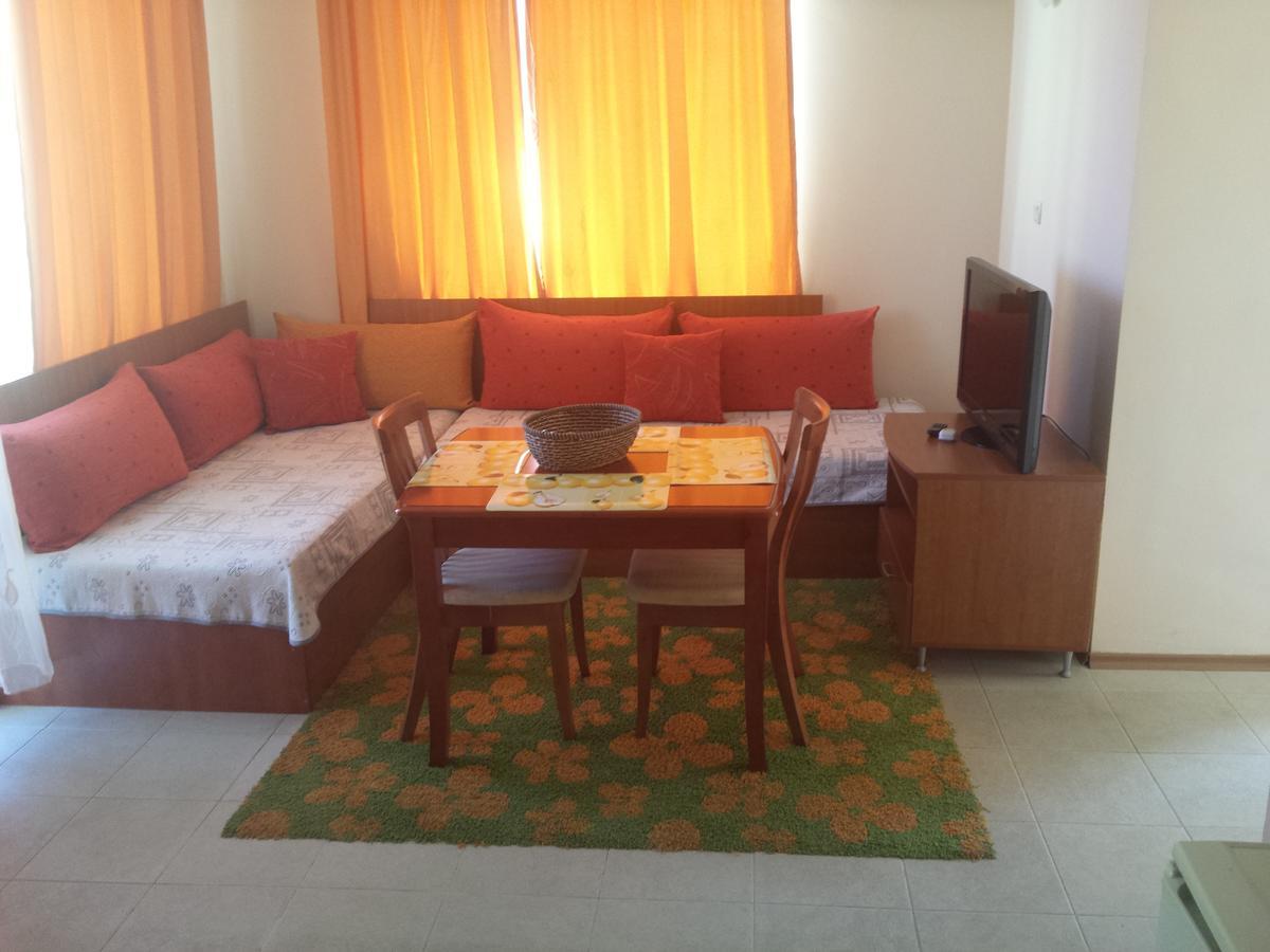 Apartments In Villa Rouge Sozopol Exterior photo